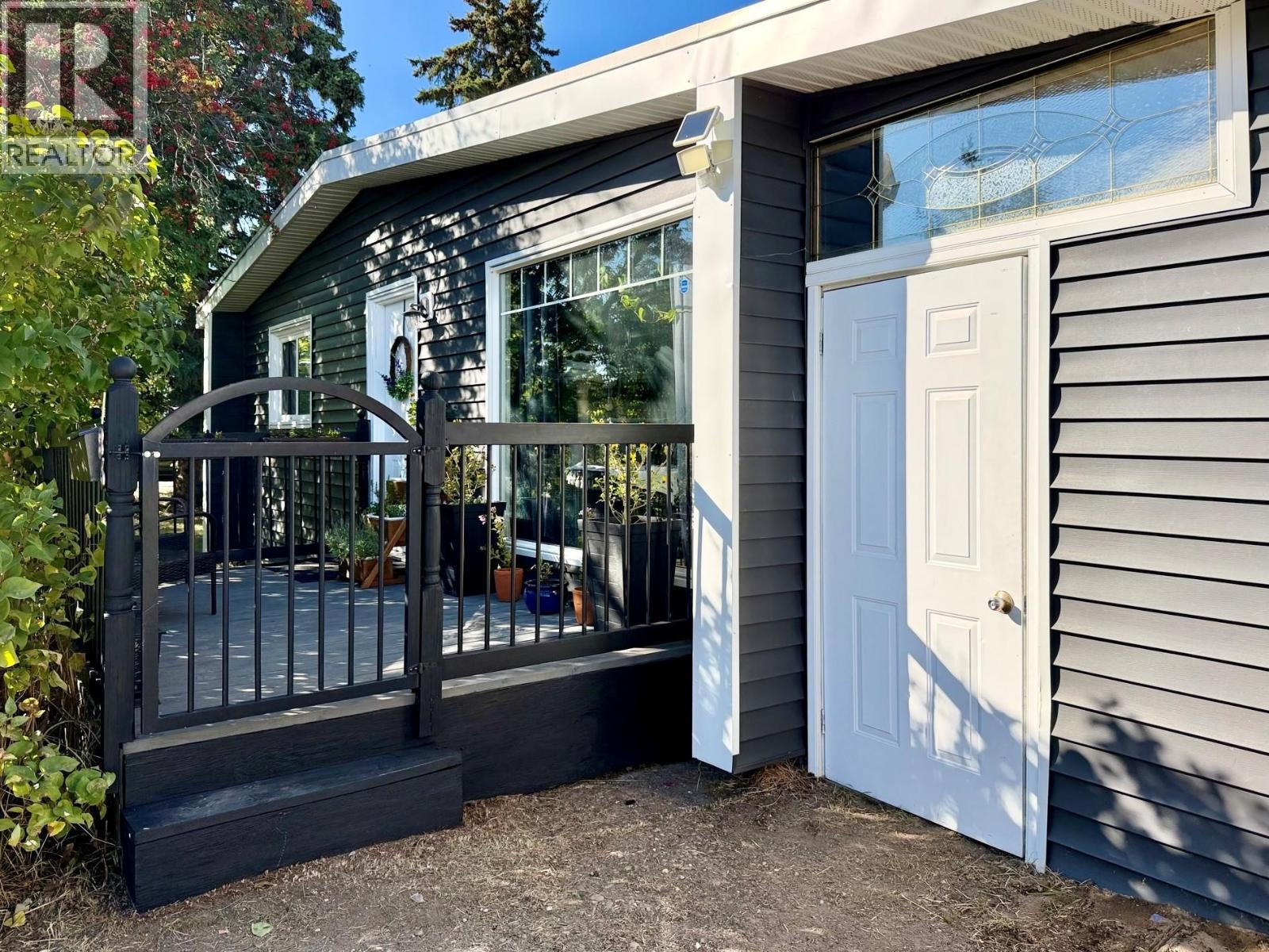 786 Irwin Street, Prince George, British Columbia  V2M 2X7 - Photo 2 - R3175149