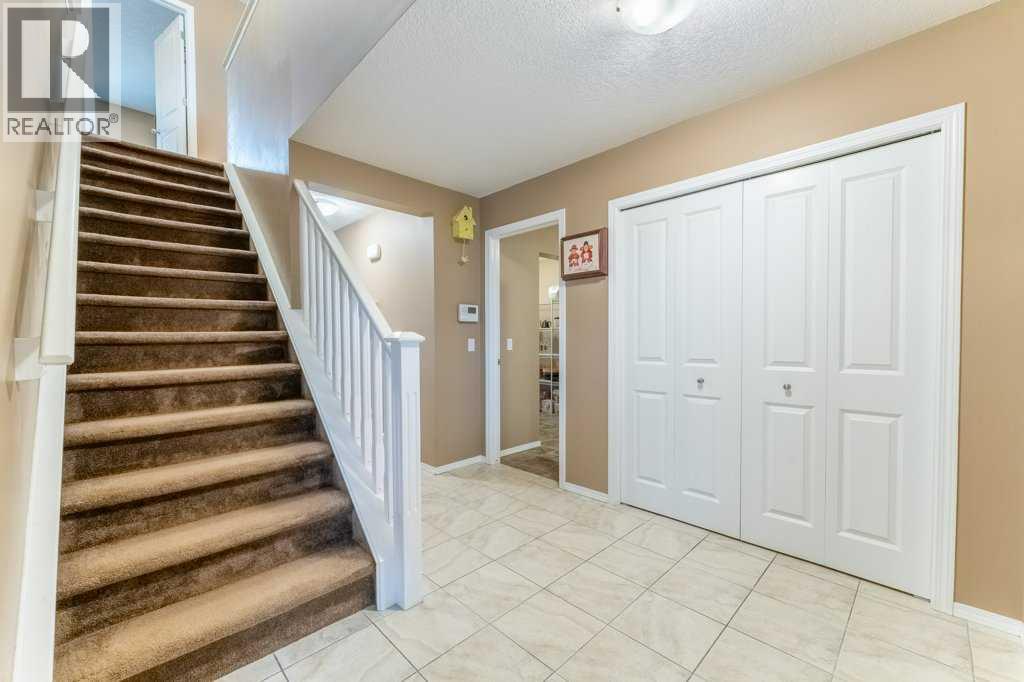 19 Silverado Skies Bay SW