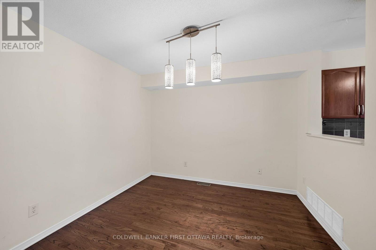163 Romina Street, Ottawa, Ontario  K2S 0J3 - Photo 10 - X14089796