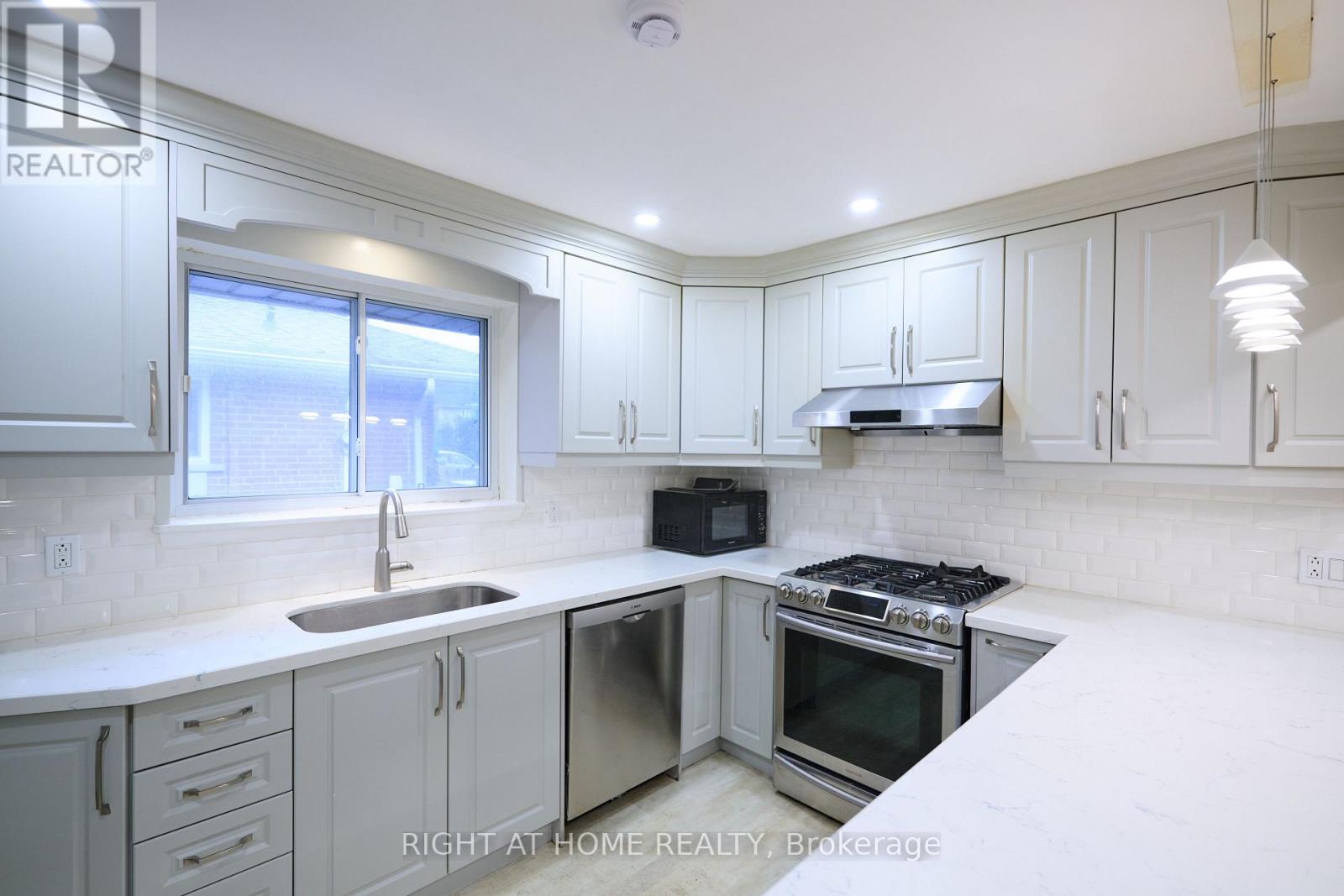 314 Dudley Avenue, Toronto, Ontario  M2N 4X5 - Photo 9 - C14089786