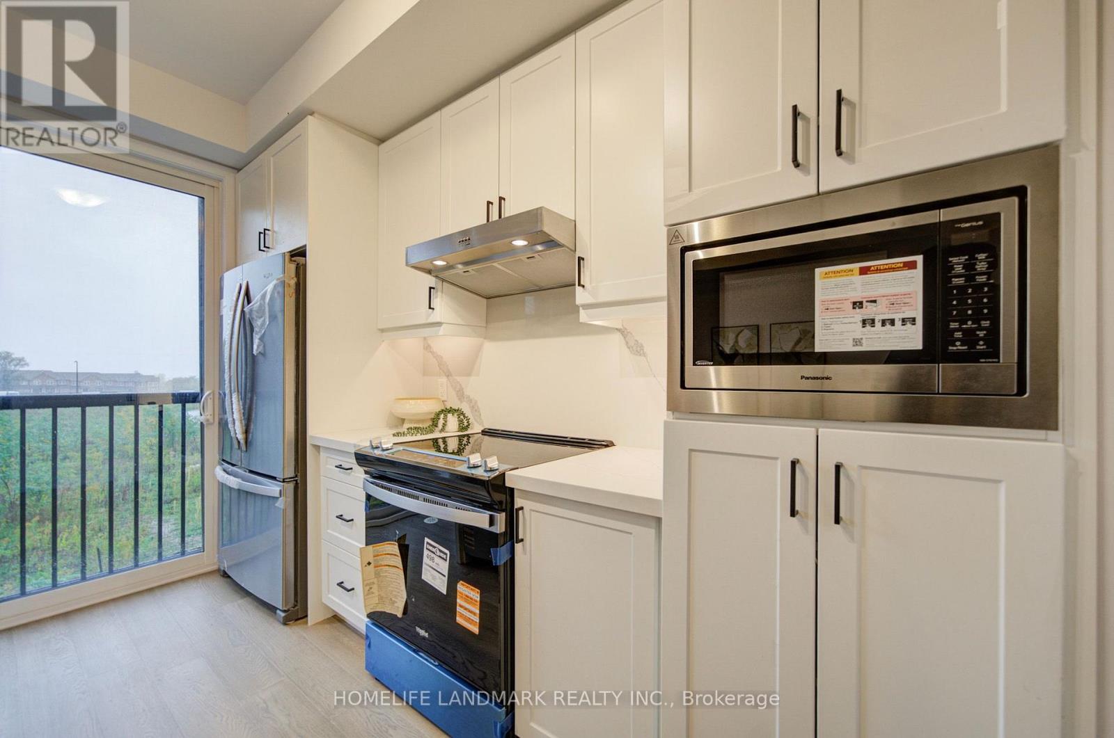 9 Bancroft Lane, Richmond Hill, Ontario  L4E 1M1 - Photo 11 - N13742452