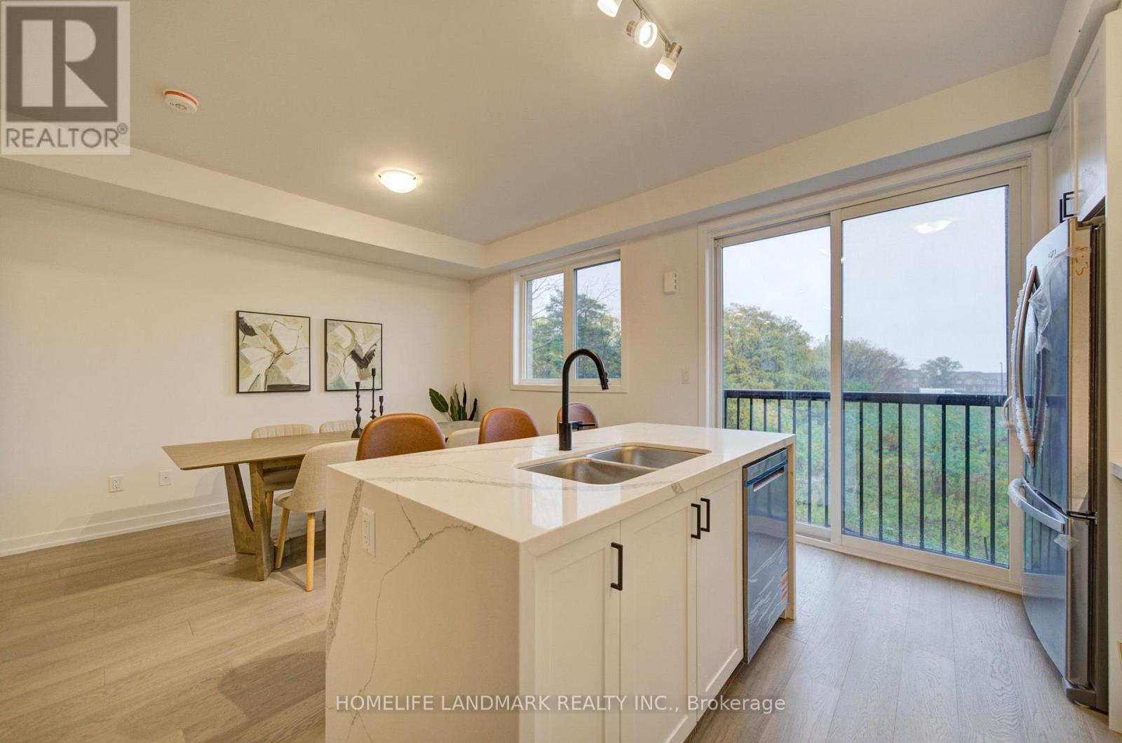 9 Bancroft Lane, Richmond Hill, Ontario  L4E 1M1 - Photo 13 - N13742452
