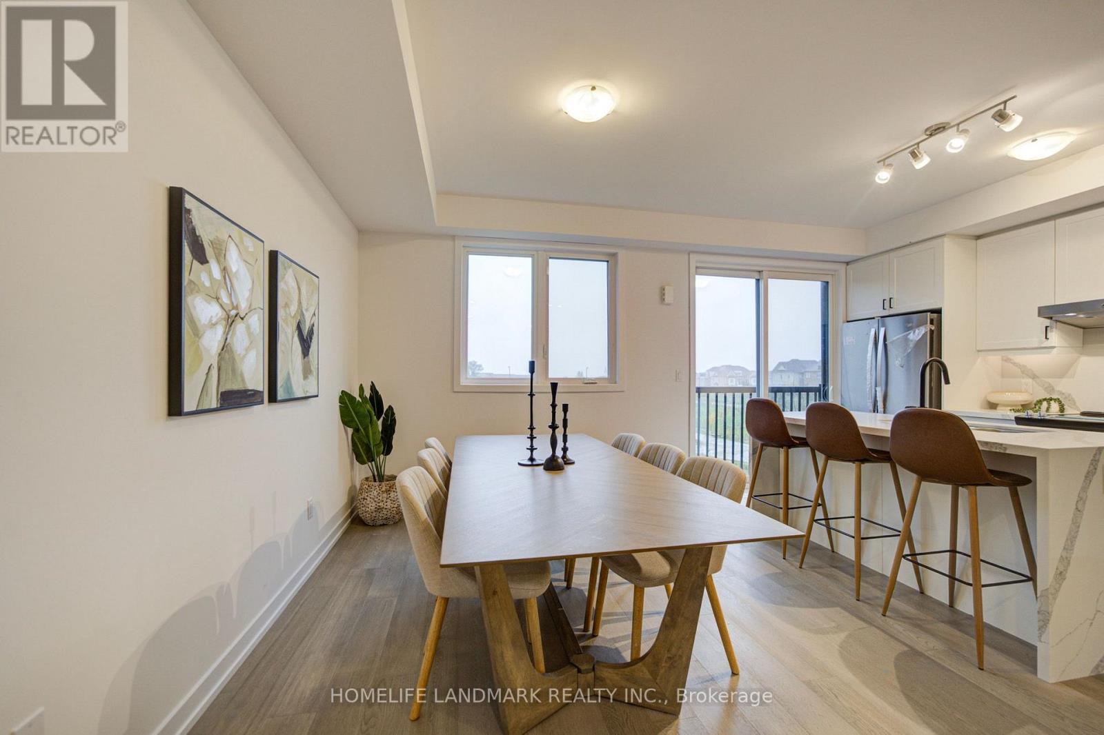 9 Bancroft Lane, Richmond Hill, Ontario  L4E 1M1 - Photo 5 - N13742452