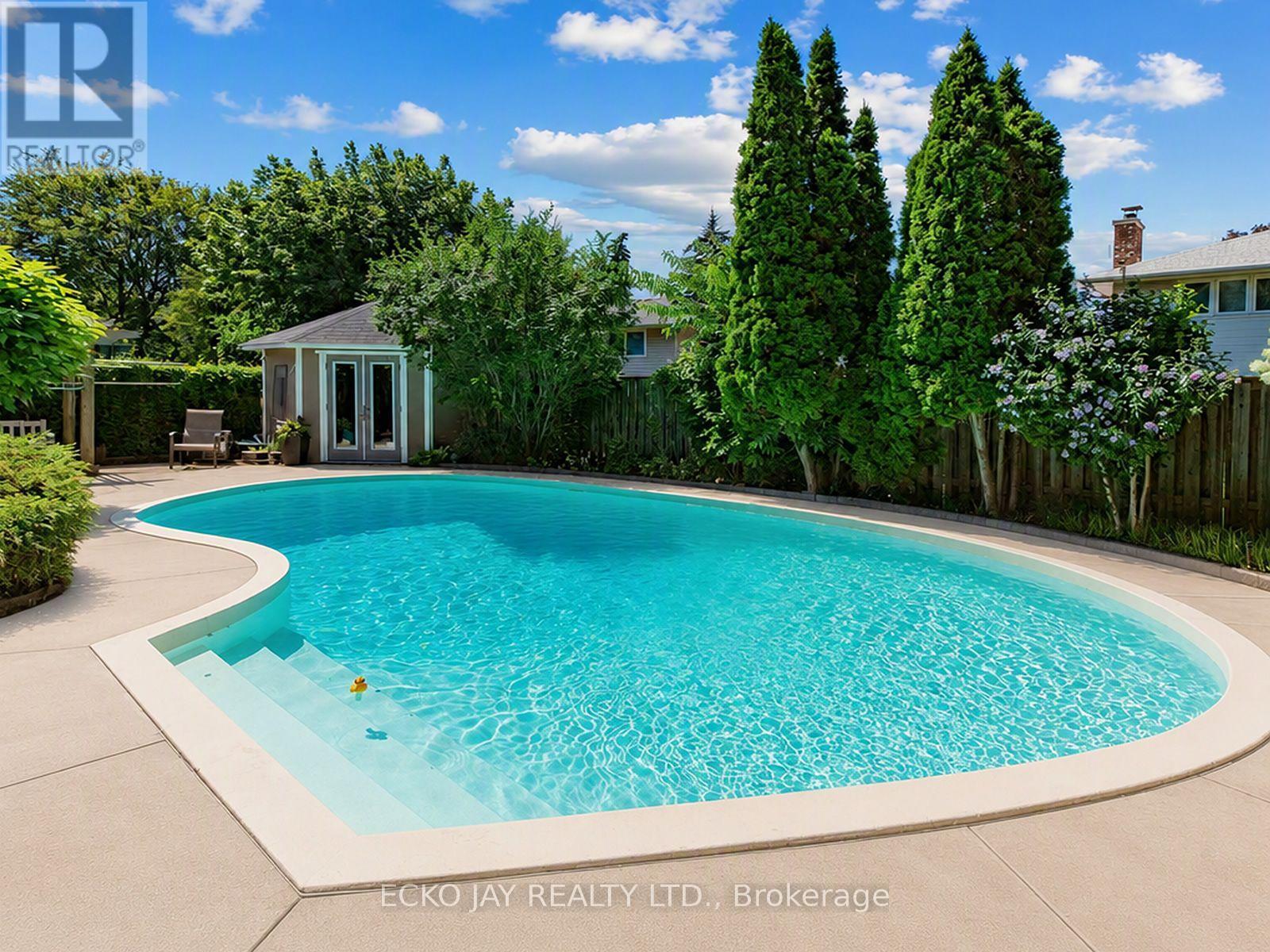 22 Meadowglade Crescent, Toronto, Ontario  M2J 1C7 - Photo 10 - C13875128