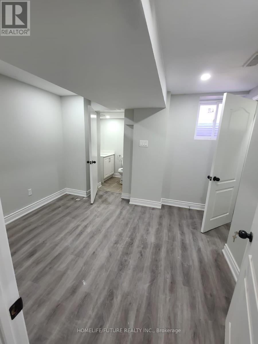 Bsmt - 7 Briardale Road, Brampton, Ontario  L7A 1S6 - Photo 7 - W14084530