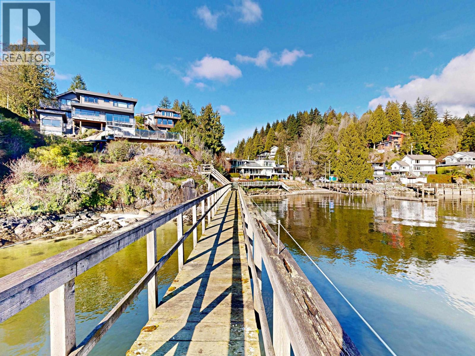 4545 Strathcona Road, North Vancouver, British Columbia  V7G 1G7 - Photo 31 - R3176080