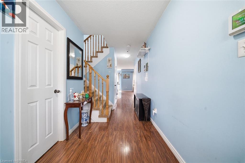 4 English Lane, Brantford, Ontario  N3T 0H2 - Photo 5 - 40868789