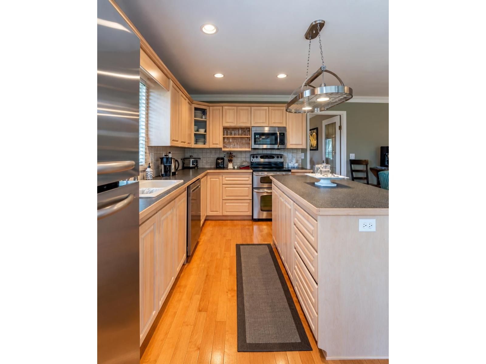 16490 84a Avenue, Surrey, British Columbia  V4N 3G8 - Photo 8 - R3174034