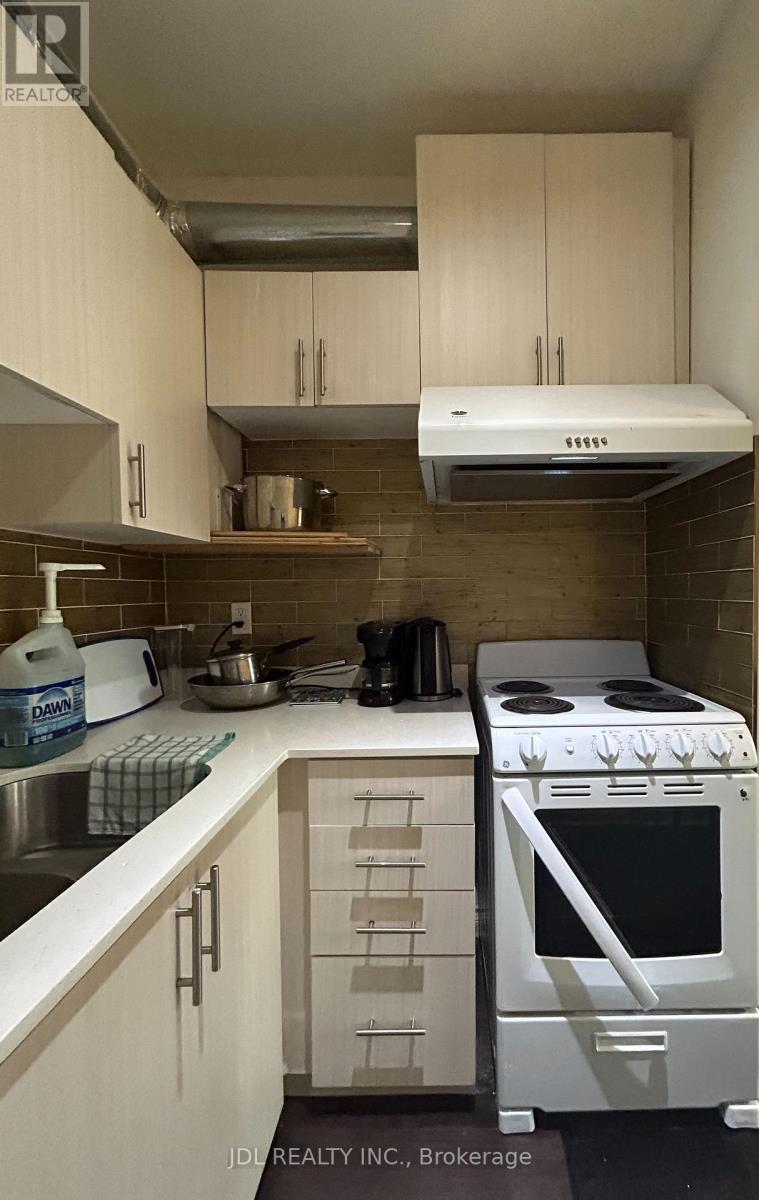 Entireonebedroom Main - 3 Pembroke St Street, Toronto, Ontario M5A 2N6 - Photo 11 - C14089914