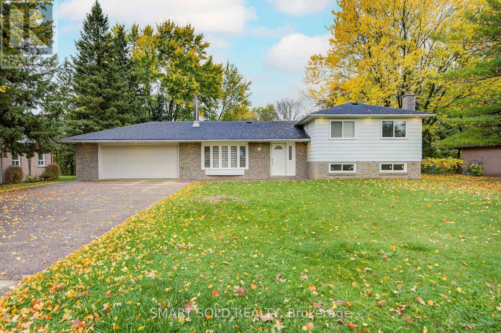 66 LAKELAND CRESCENT, Richmond Hill, Ontario
