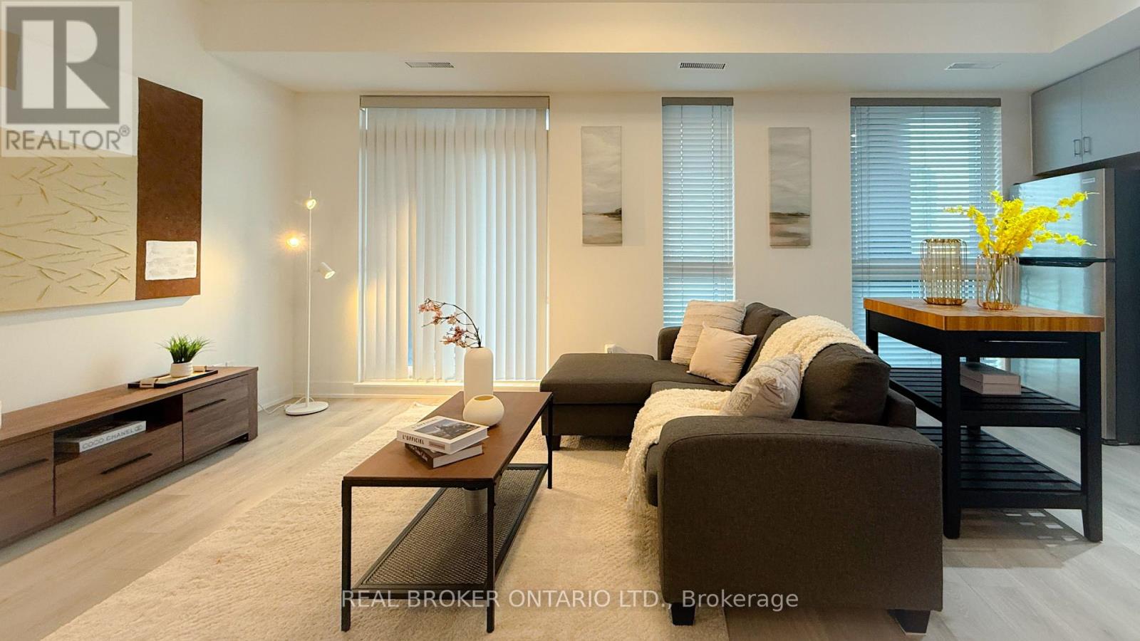 301 - 1709 Bur Oak Avenue, Markham (Wismer), Ontario  L6E 0V7 - Photo 7 - N14089910
