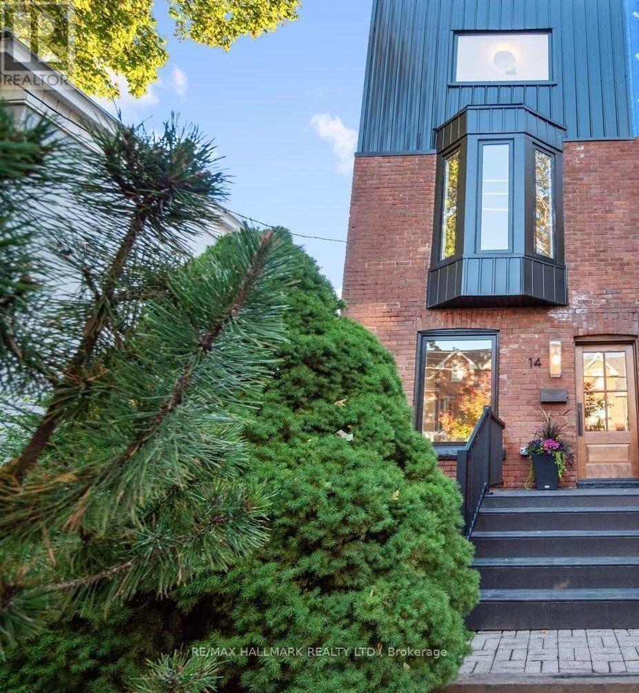 14 MCGEE STREET, Toronto, Ontario