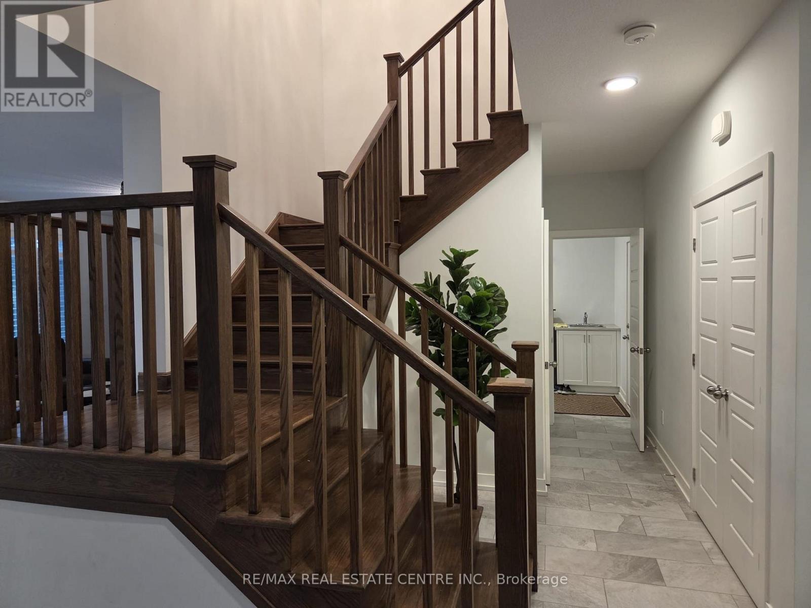 6 Feathers Crossing, St. Thomas, Ontario  N5R 0M4 - Photo 15 - X14089876