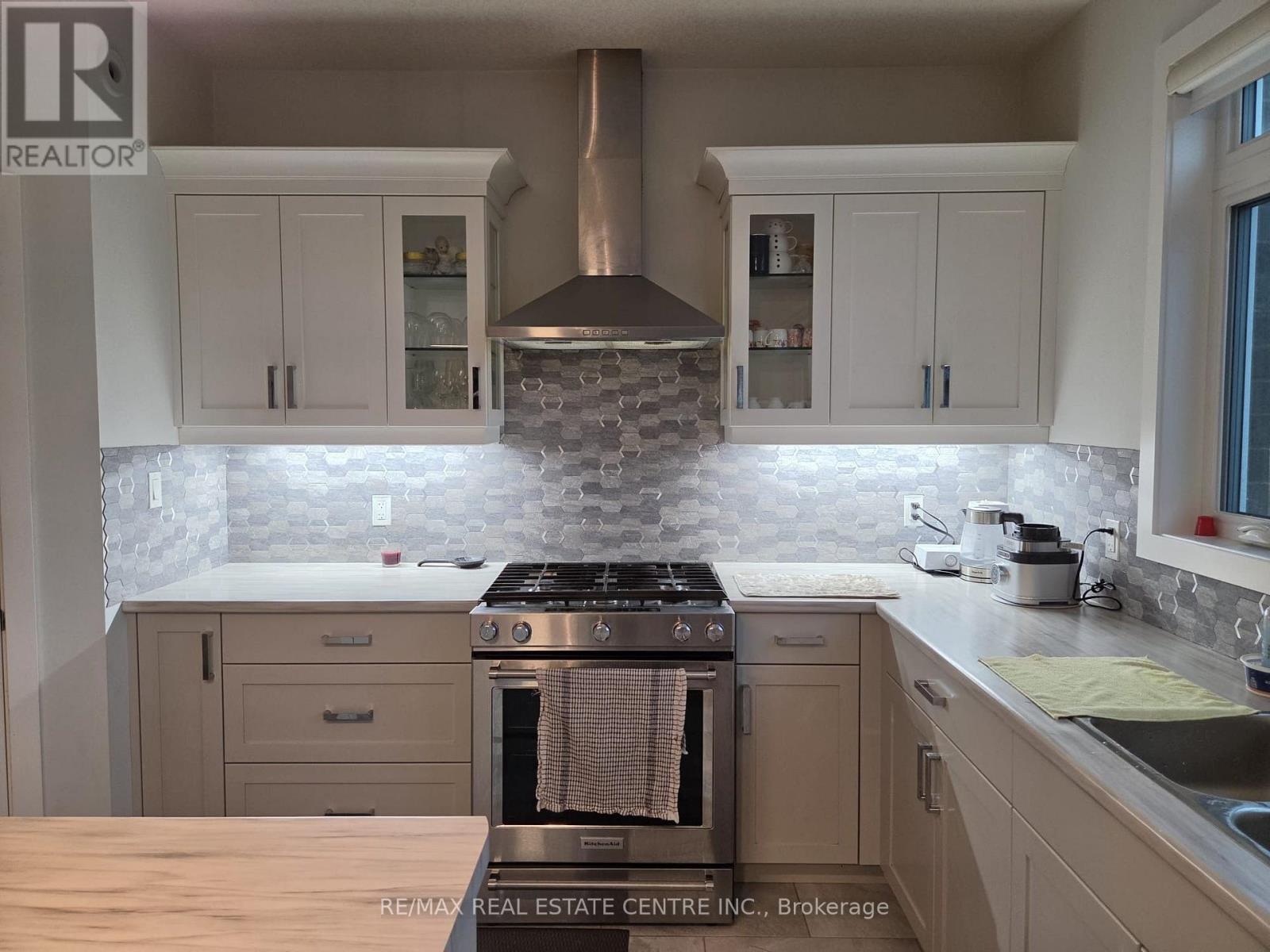 6 Feathers Crossing, St. Thomas, Ontario  N5R 0M4 - Photo 8 - X14089876