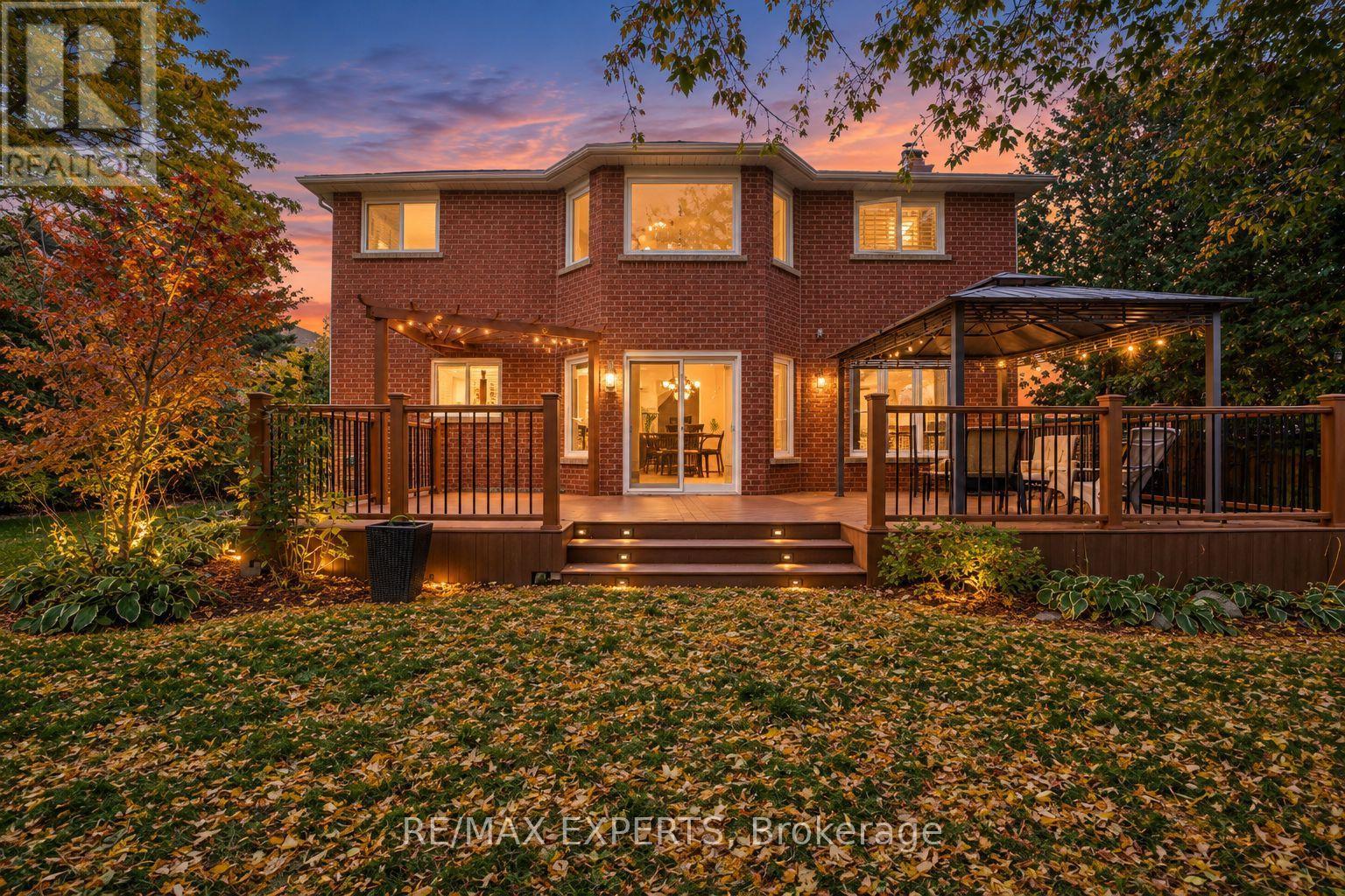 231 Mossbrook Square, Pickering, Ontario  L1V 6P8 - Photo 43 - E14089556