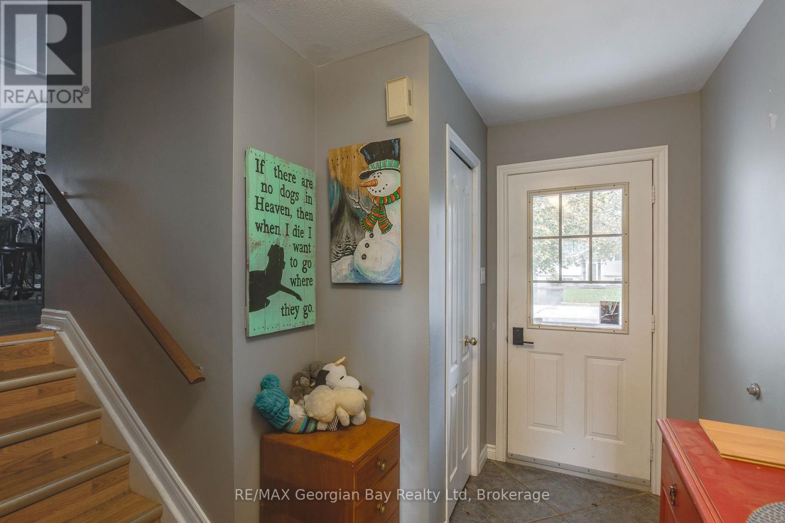 19 Bridle Road, Penetanguishene, Ontario  L9M 1J5 - Photo 3 - S14087856