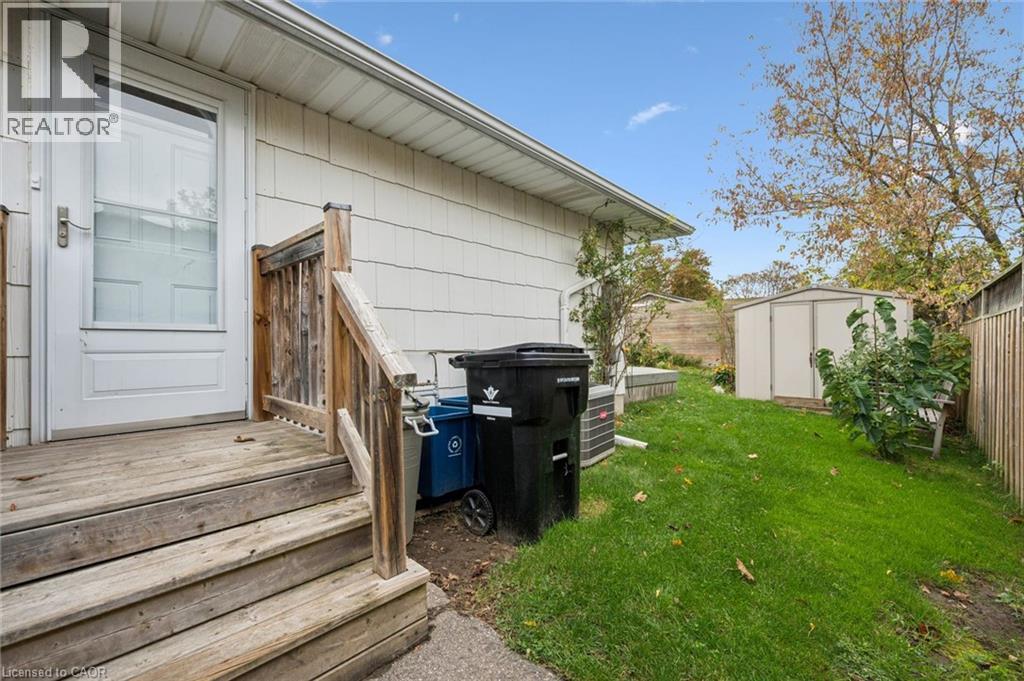 35 Pepperwood Crescent, Kitchener, Ontario  N2A 2R4 - Photo 35 - 40856397