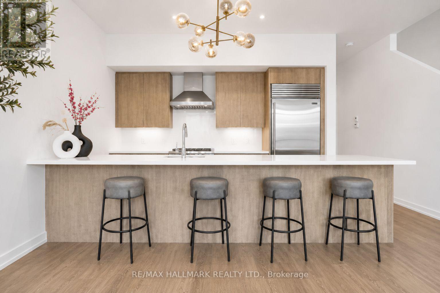3712 Ferretti Court, Innisfil, Ontario  L9S 0N6 - Photo 11 - N13884210