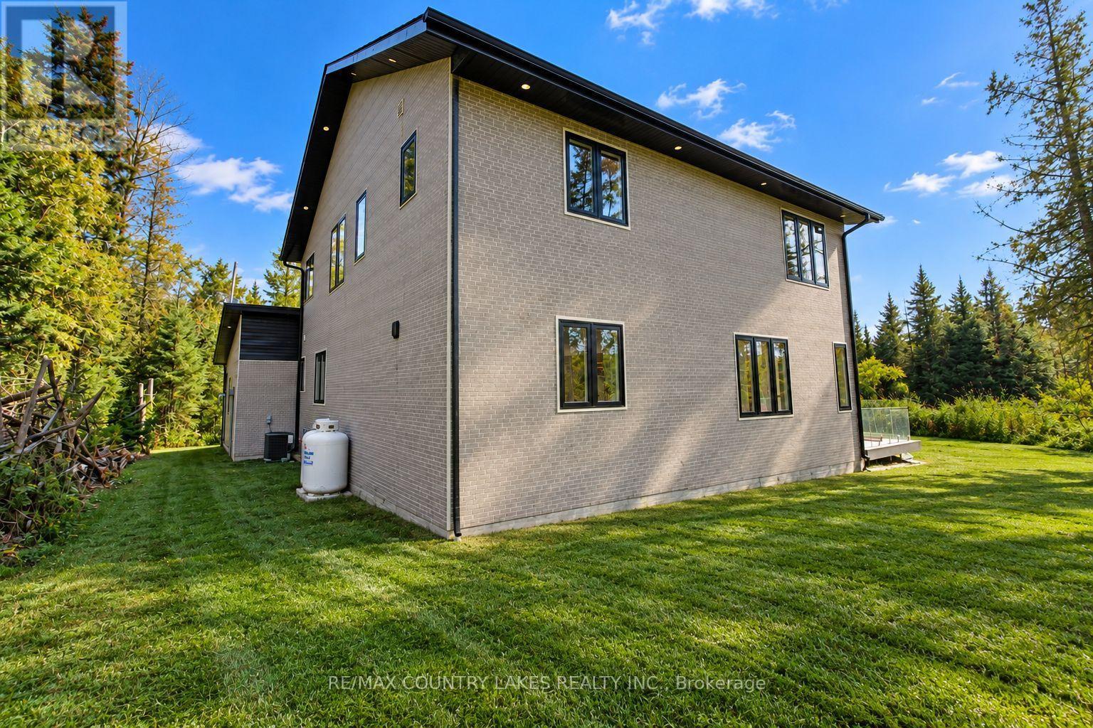 445 Martin's Road, Kawartha Lakes, Ontario  K0M 1N0 - Photo 6 - X13756708