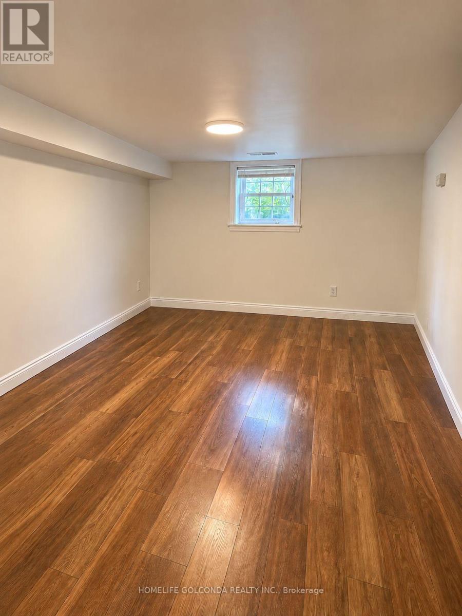 8 Hazelglen Avenue, Toronto, Ontario  M2R 1R7 - Photo 12 - C13840384