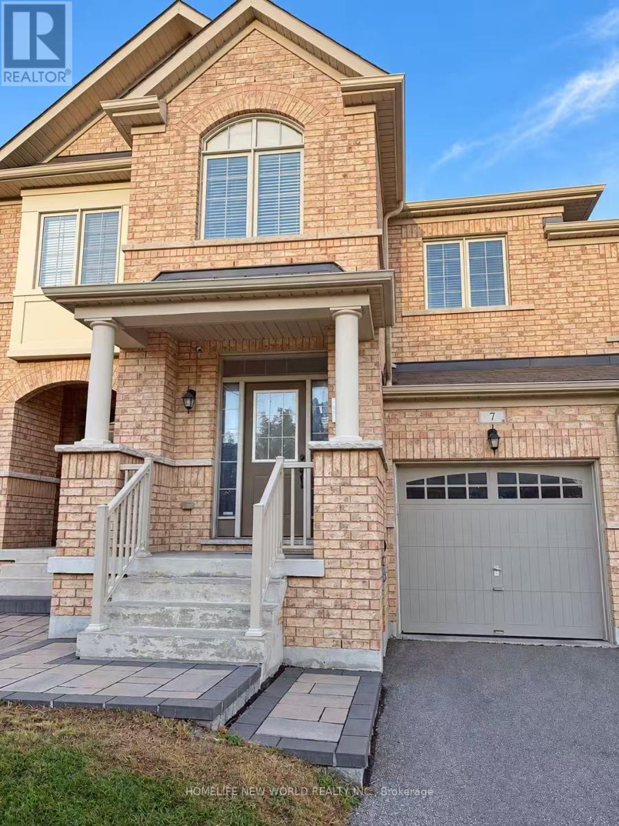 7 PORT ARTHUR CRESCENT, Richmond Hill, Ontario