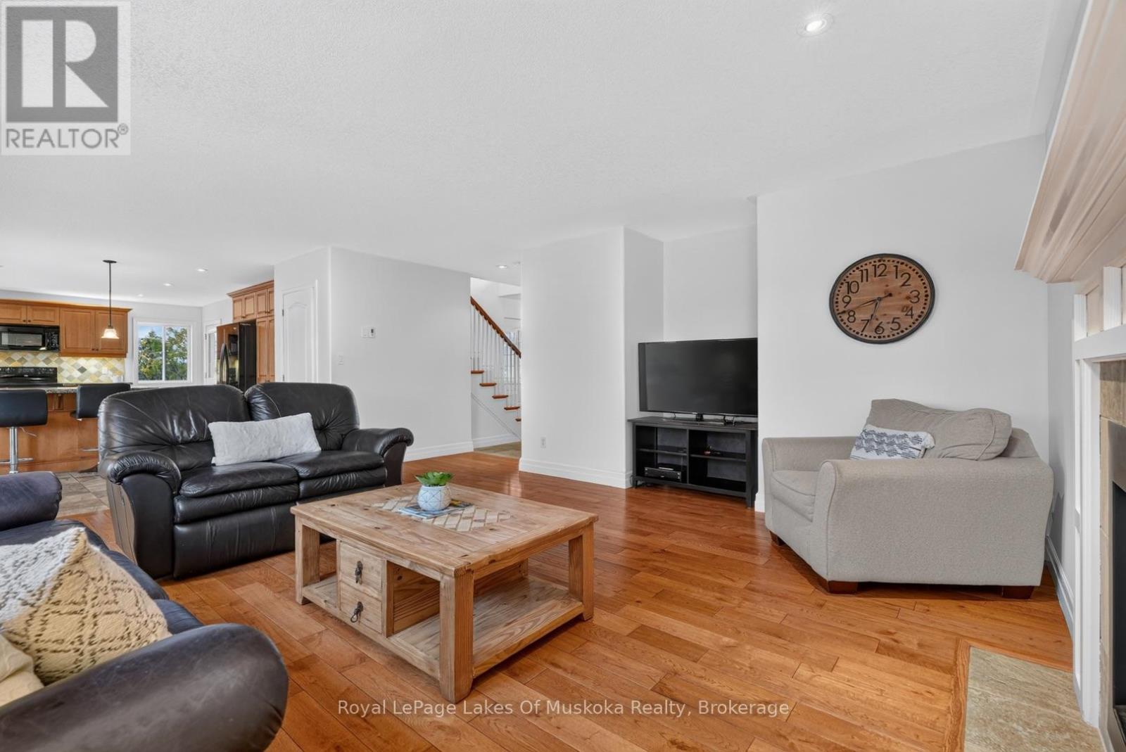 77 Lankin Avenue, Bracebridge, Ontario  P1L 2H1 - Photo 7 - X14090016