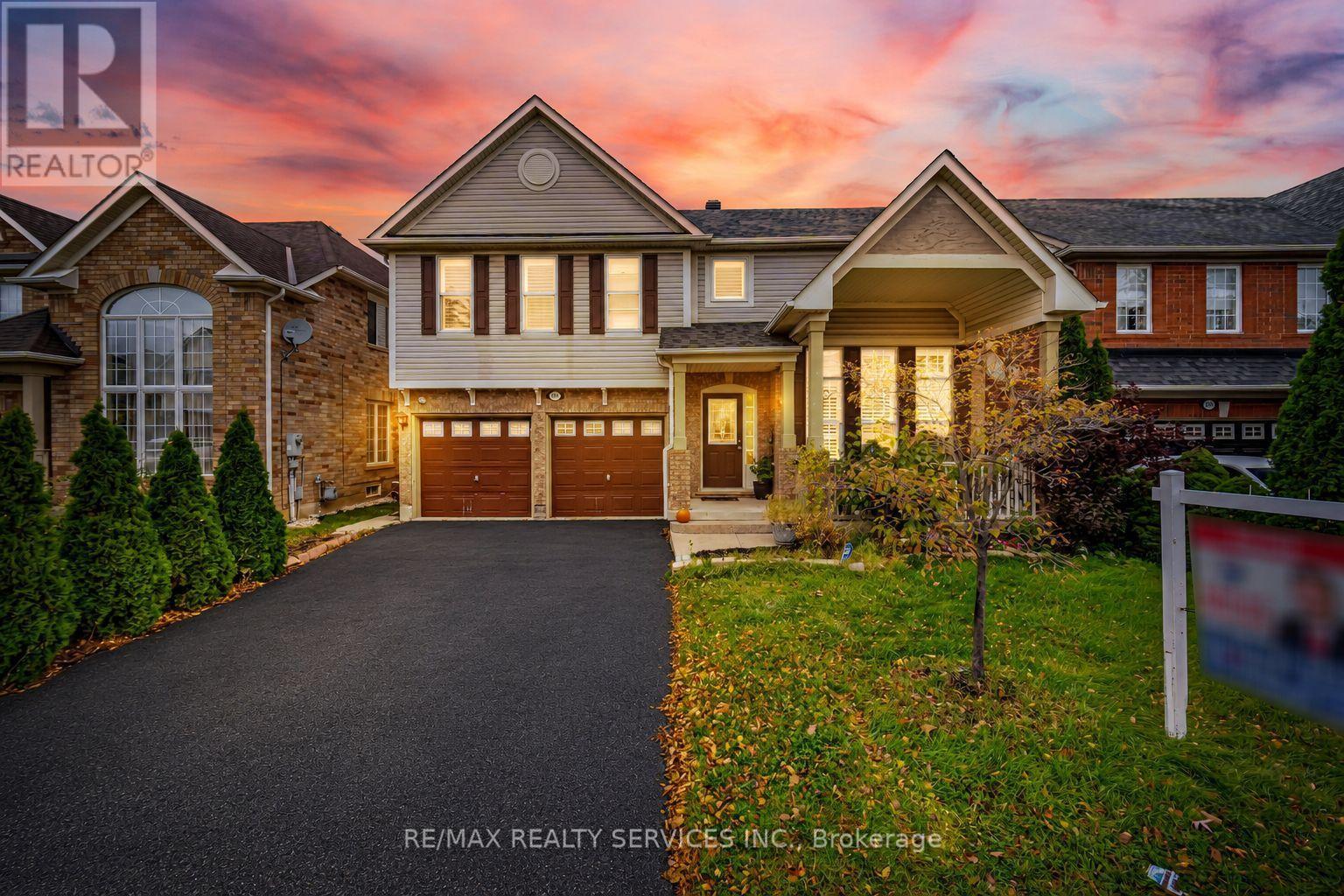 881 LANCASTER BOULEVARD, Milton, Ontario