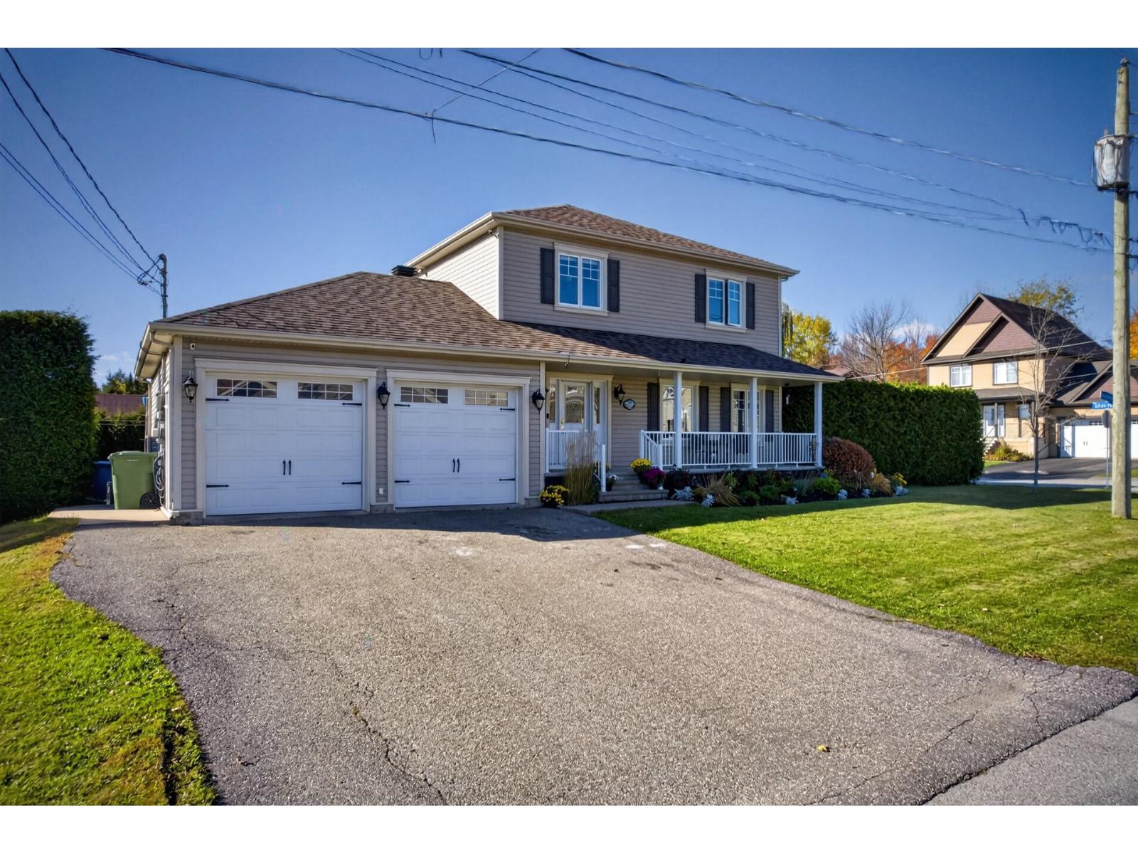 150 Rue Ernest-Bergeron Sherbrooke (Brompton/Rock Forest/Saint-Élie/Deauville) Quebec Canada J1C0E9 2