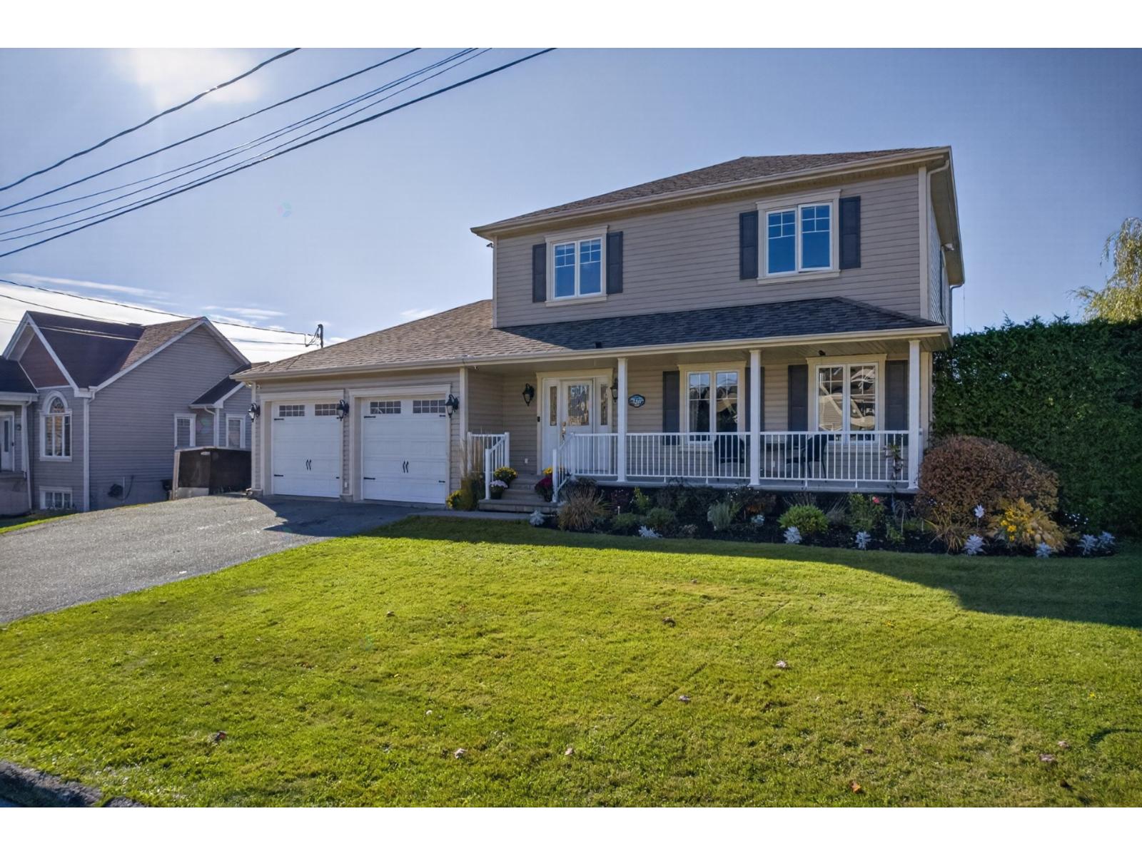 150 Rue Ernest-Bergeron Sherbrooke (Brompton/Rock Forest/Saint-Élie/Deauville) Quebec Canada J1C0E9 3