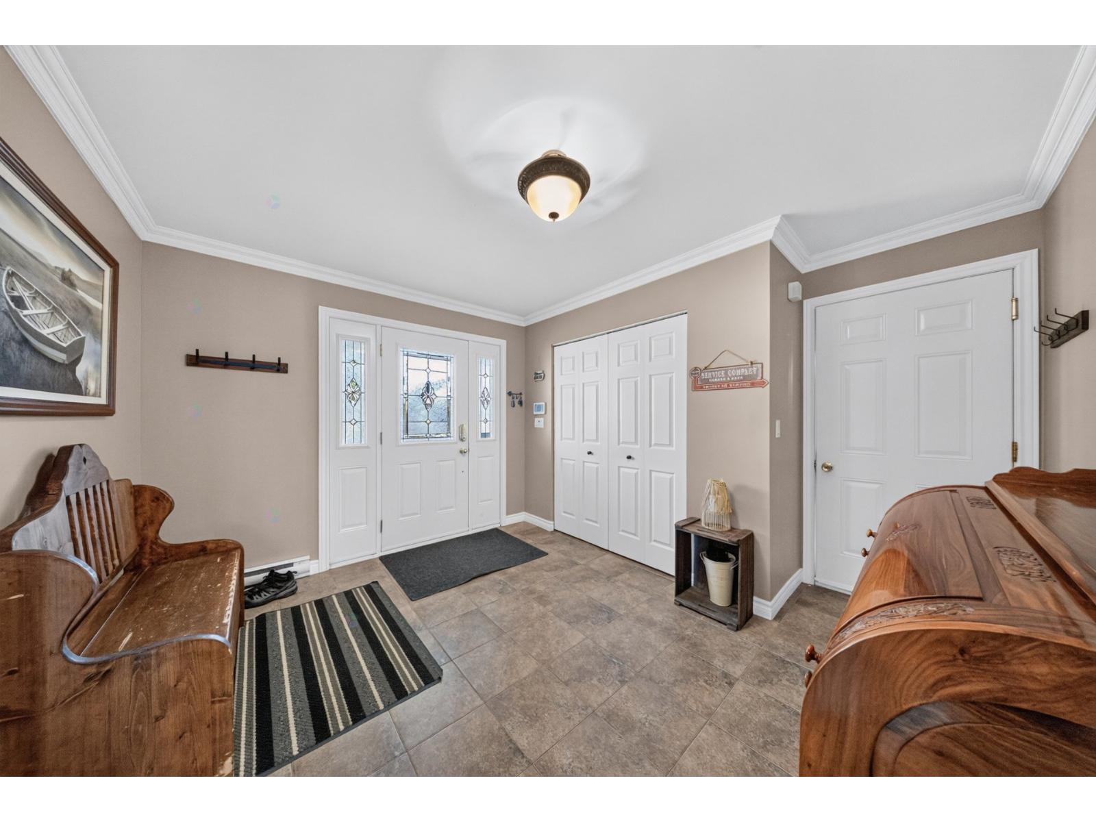 150 Rue Ernest-Bergeron Sherbrooke (Brompton/Rock Forest/Saint-Élie/Deauville) Quebec Canada J1C0E9 5