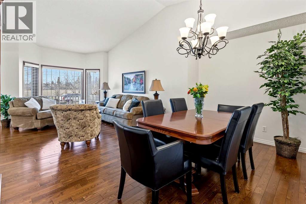 1515 Sunvista Way SE, Calgary, Alberta  T2X 3G3 - Photo 7 - A2353053