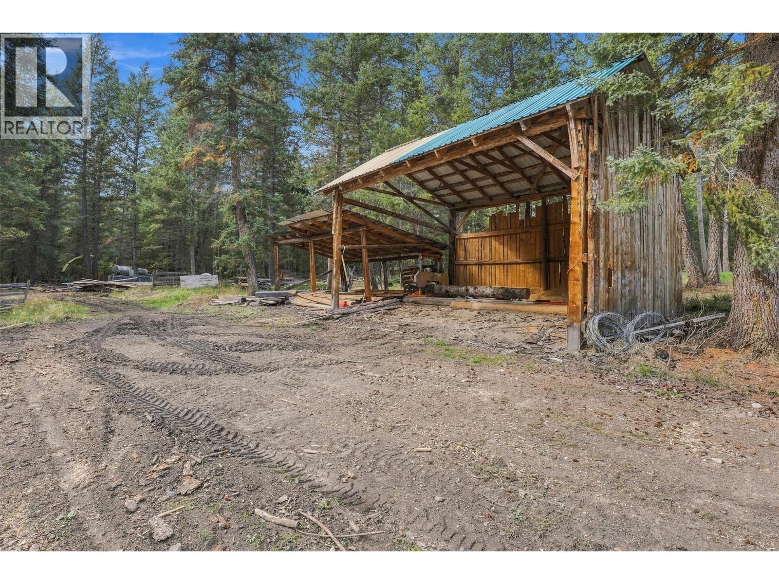 6732 Paxton Valley Road, Falkland, British Columbia  V0E 1W1 - Photo 37 - 10402177