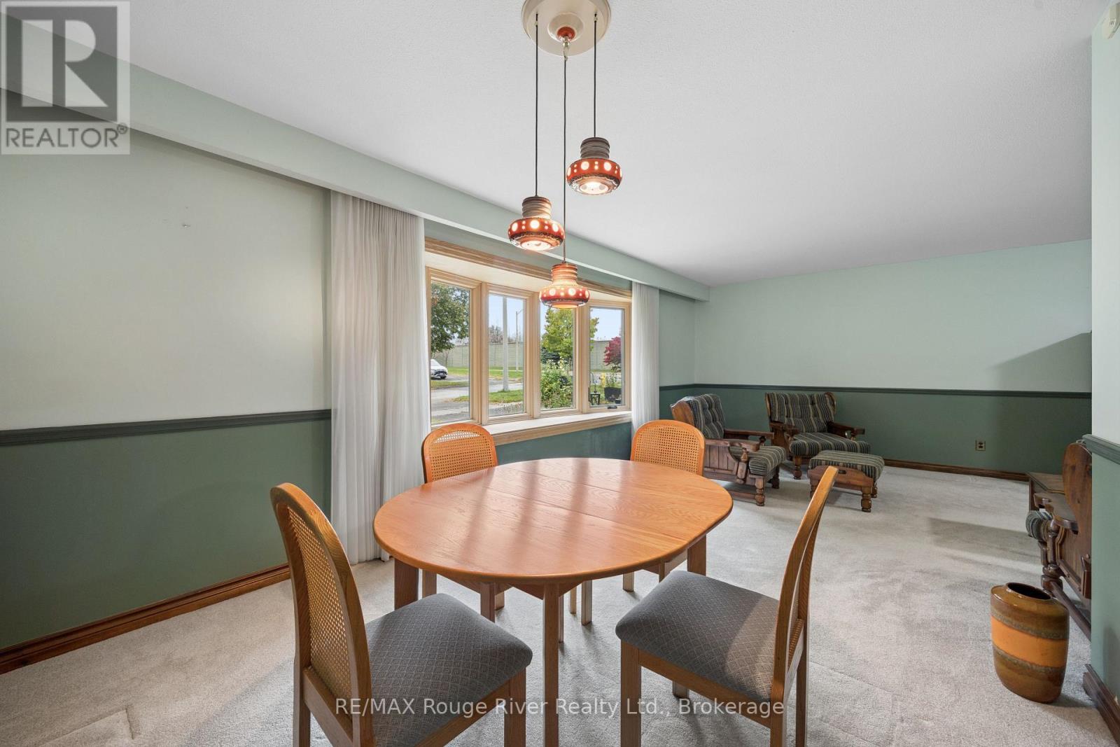 3 Heatherwood Road, Ajax, Ontario  L1S 2K6 - Photo 10 - E14090086