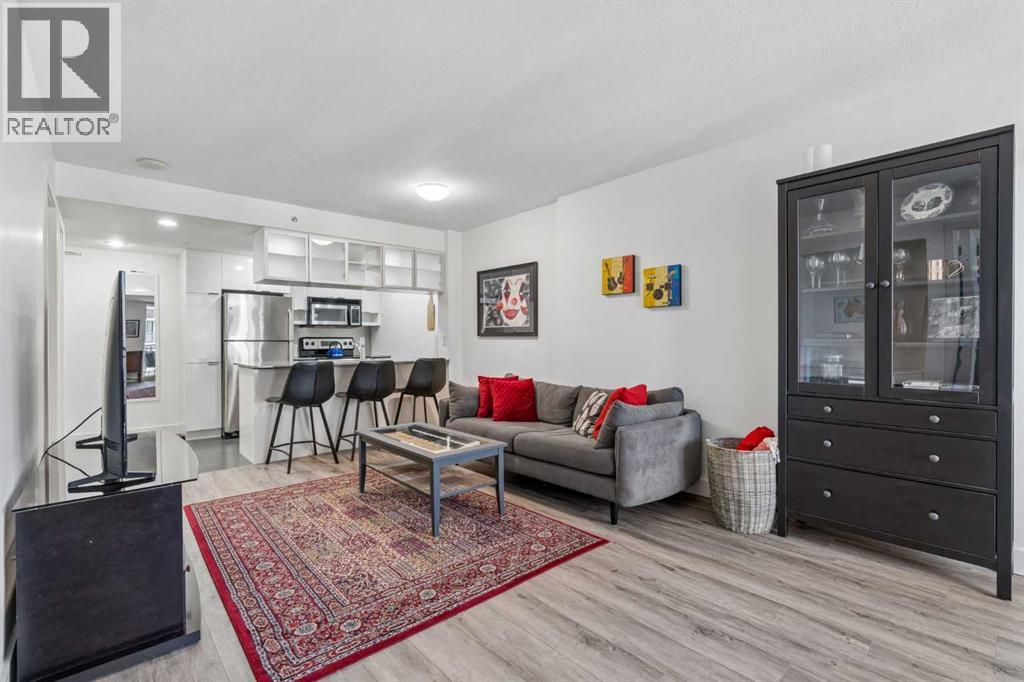 701, 1110 11 Street SW, Calgary, Alberta  T2R 1S5 - Photo 3 - A2351877