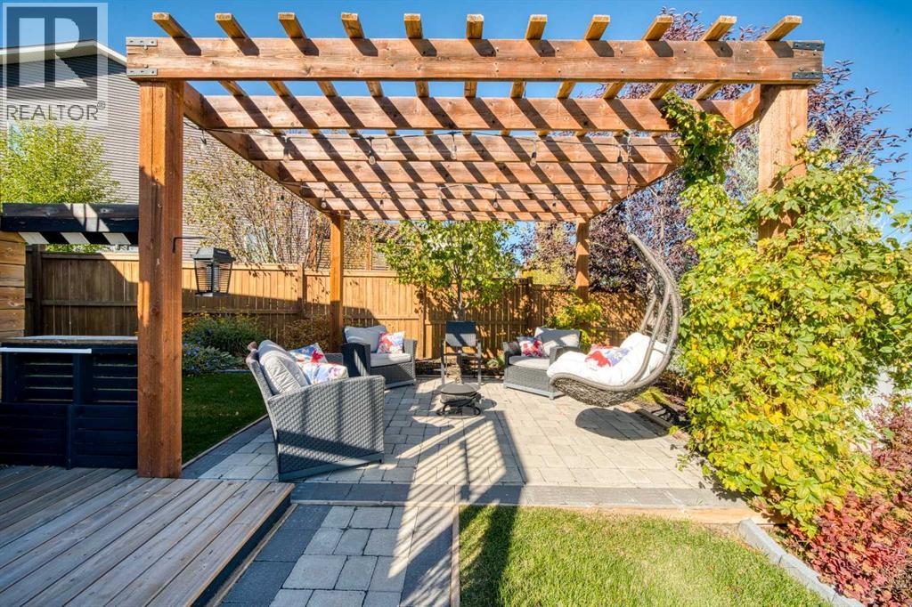 130 Drake Landing Gardens, Okotoks, Alberta  T1S 0P9 - Photo 39 - A2352804