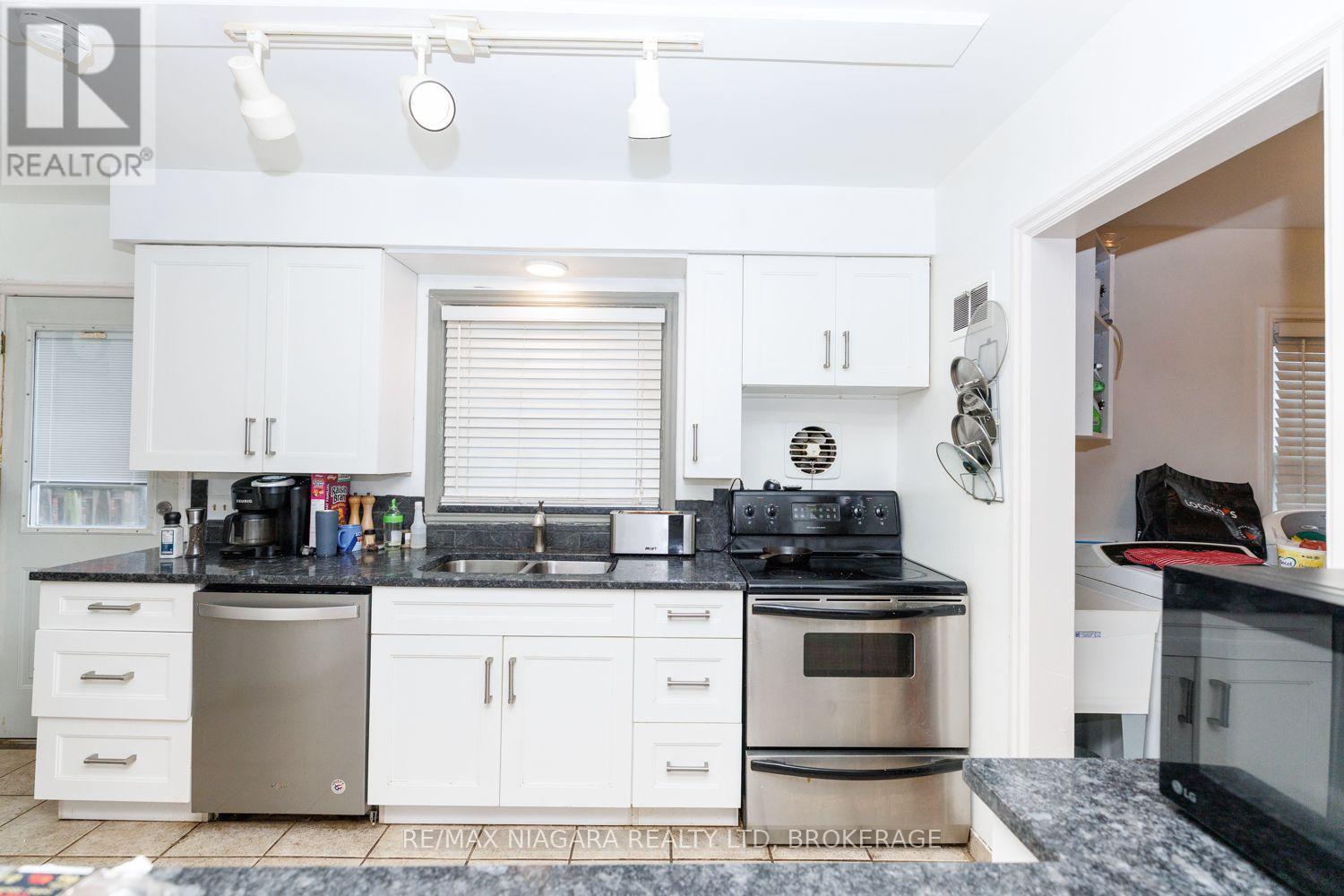 6022 Brookfield Avenue, Niagara Falls (Dorchester), Ontario  L2G 5R5 - Photo 12 - X13916314