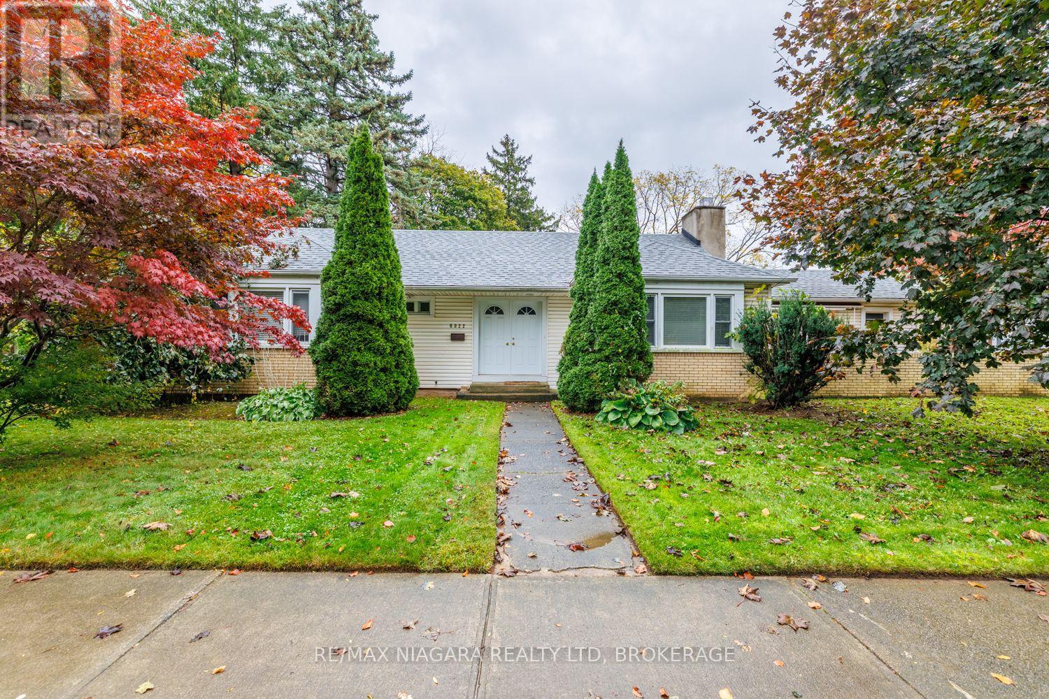 6022 Brookfield Avenue, Niagara Falls (Dorchester), Ontario  L2G 5R5 - Photo 2 - X13916314