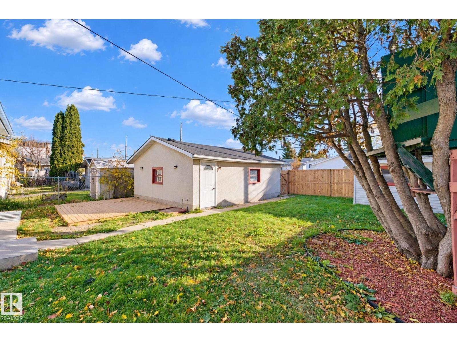 16507 91 AV NW