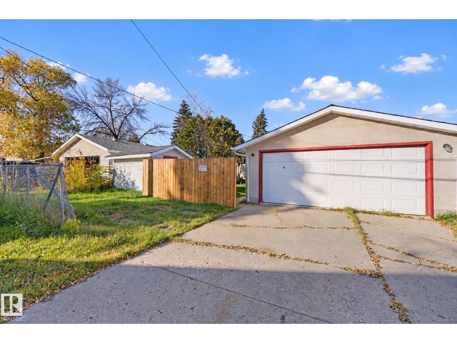 16507 91 AV NW