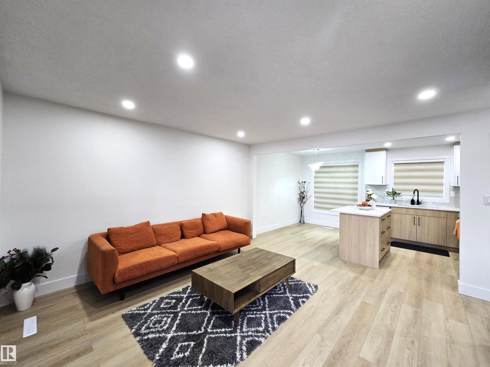 16507 91 AV NW