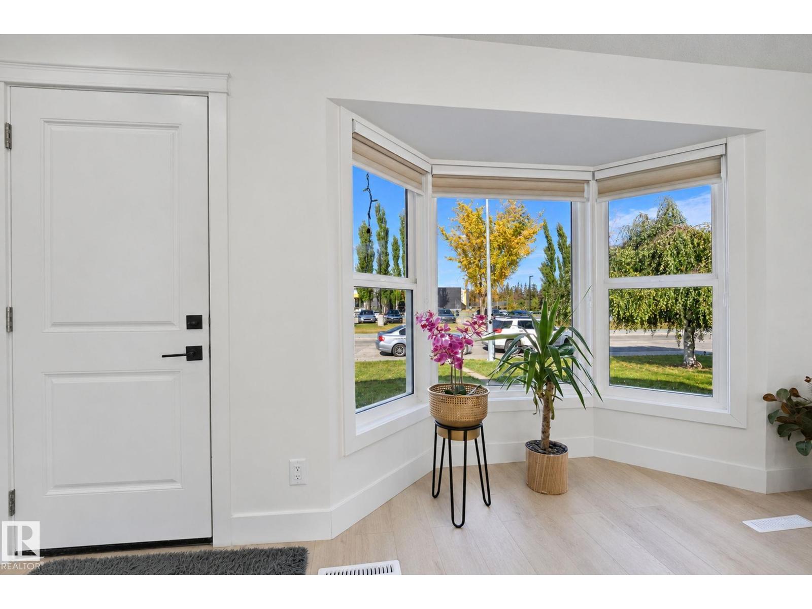 16507 91 AV NW