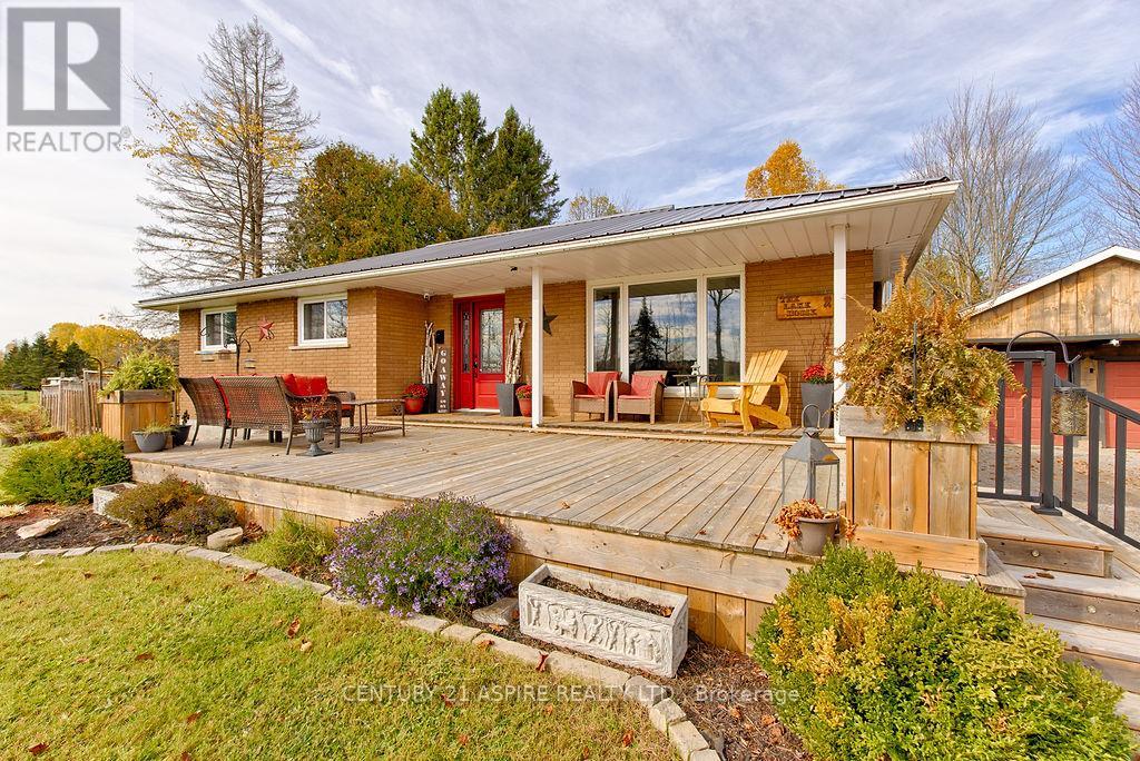 742 Zanders Road, Laurentian Valley, Ontario