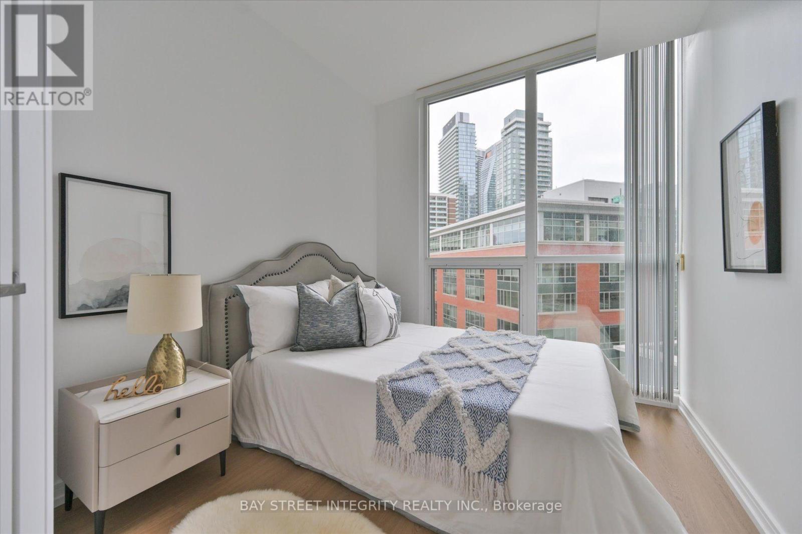 802 - 45 Charles Street E, Toronto, Ontario  M4Y 1S2 - Photo 14 - C14090044