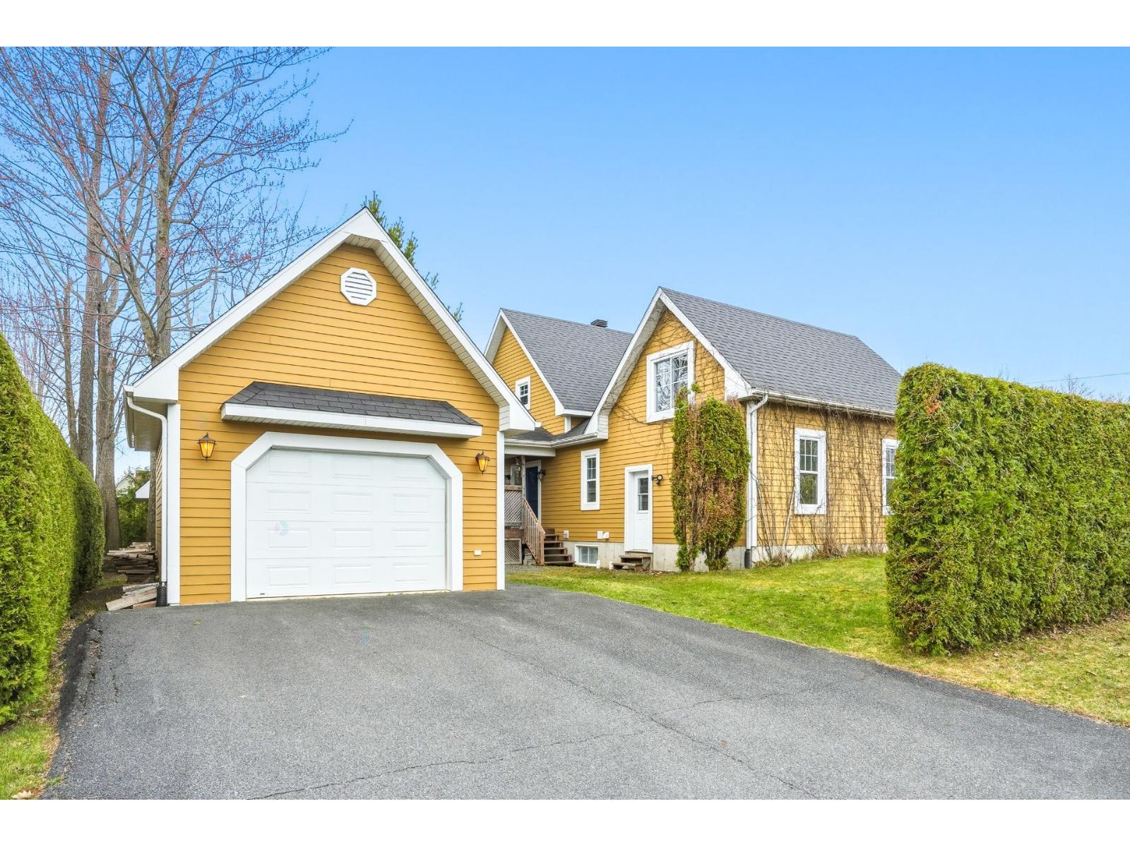 860 Rue de la Bayonne Drummondville Quebec Canada J2C8M7 5