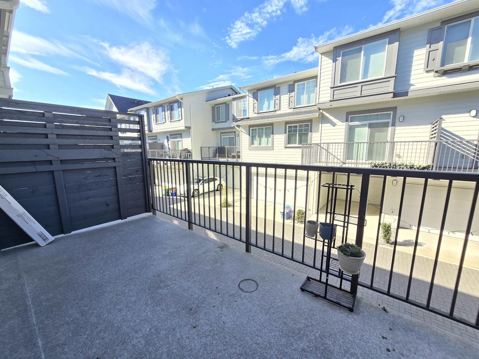11 15850 85 AVENUE