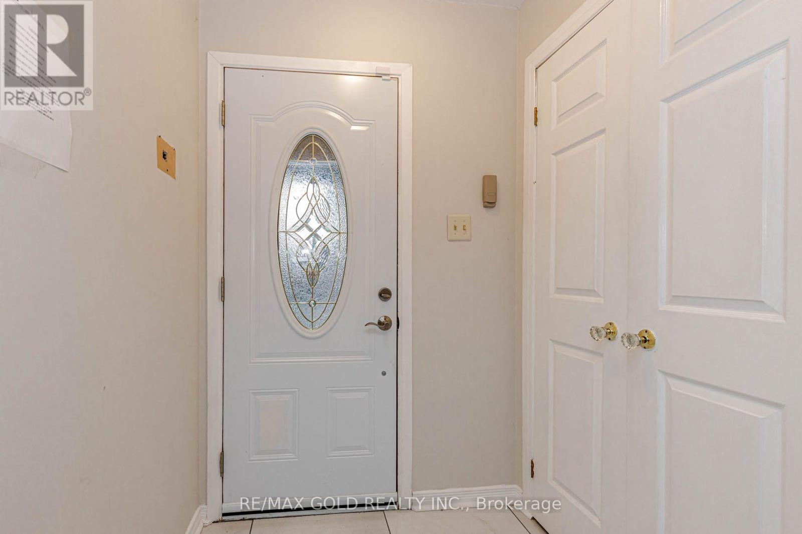 97 Hinchley Wood Grove, Brampton, Ontario  L6V 4J1 - Photo 6 - W14085510