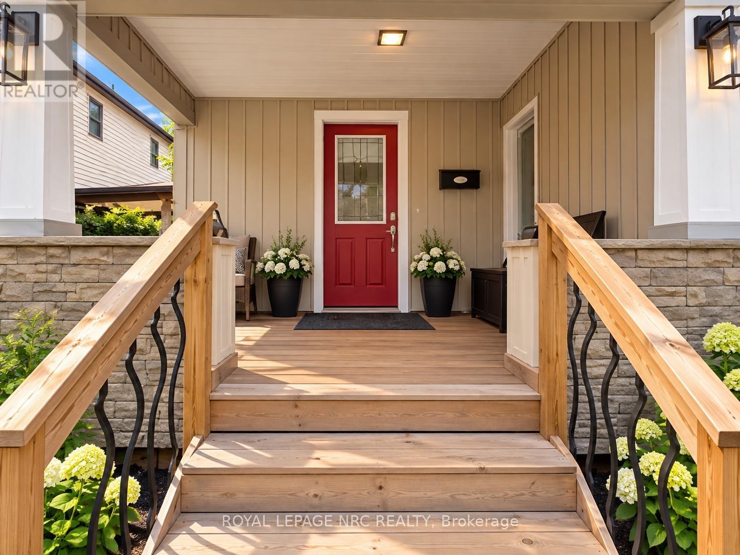 5715 Highland Avenue, Niagara Falls, Ontario  L2G 4X2 - Photo 2 - X13865412