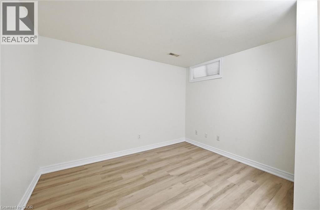 705 Cumberland Avenue Unit# 11, Burlington, Ontario  L7N 3W4 - Photo 27 - 40866325
