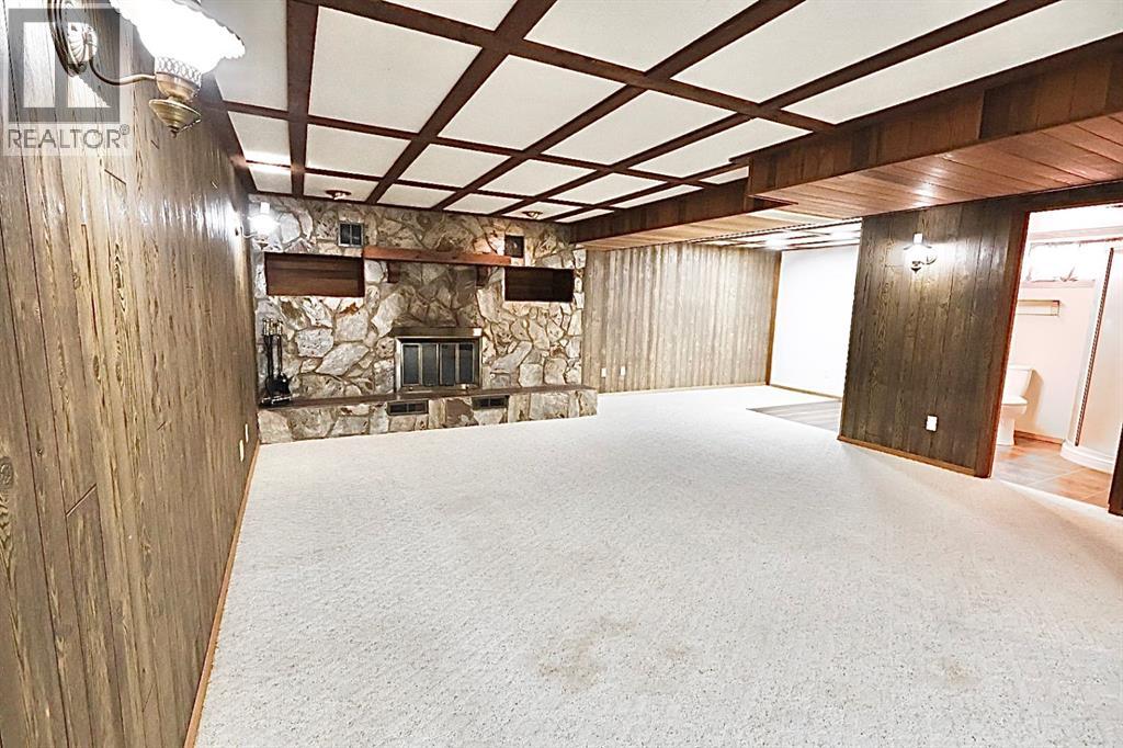 59 Greenbrook Drive E