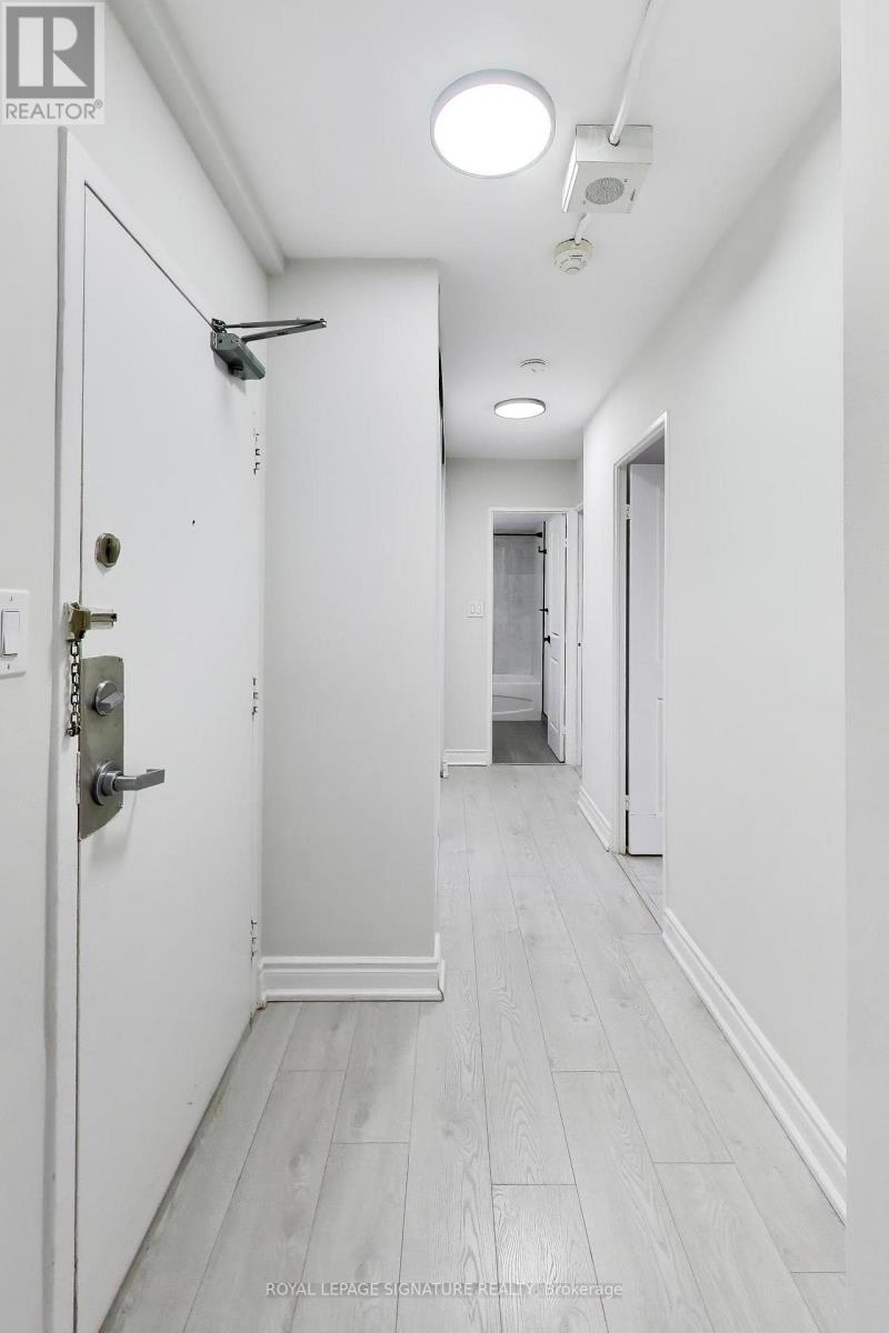 408 - 1 Massey Square, Toronto, Ontario  M4C 5L4 - Photo 12 - E14090168